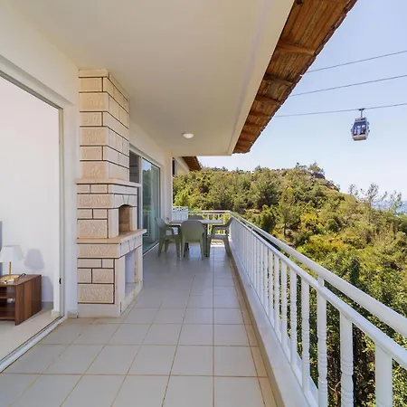 Charming Flat With Fascinating Sea & Nature View And Balcony Near Popular Attractions In Alanya, Antalya Διαμέρισμα *
