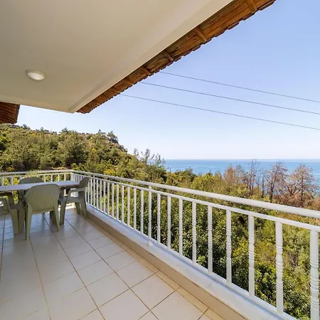 Charming Flat With Fascinating Sea & Nature View And Balcony Near Popular Attractions In Alanya, Antalya Διαμέρισμα