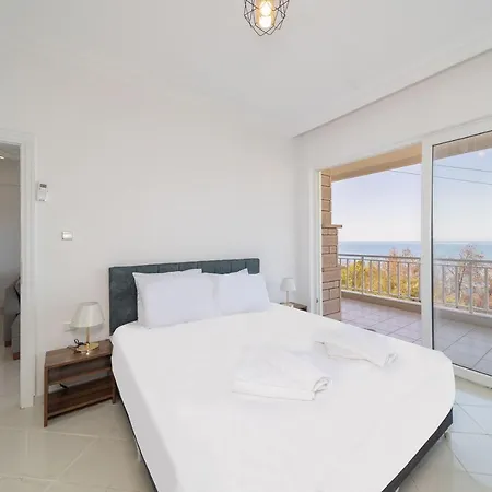 Charming Flat With Fascinating Sea & Nature View And Balcony Near Popular Attractions In Alanya, Antalya Αλάνια
